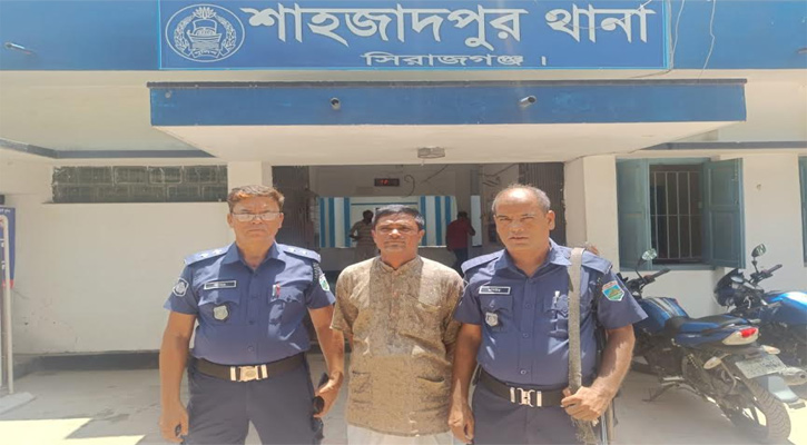 শাহজাদপুরে পুলিশের তৎপরতায় ৪ সন্তানের জননীর প্রাণ রক্ষা